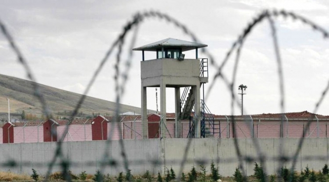 Açık cezaevlerinde izinler uzatıldı