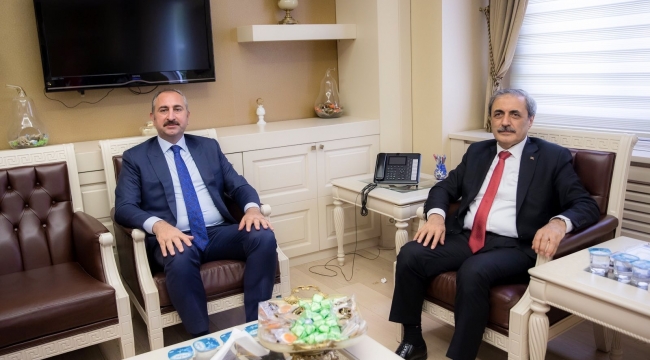 Abdulhamit Gül Yargıtay Cumhuriyet Başsavcısını ziyaret etti