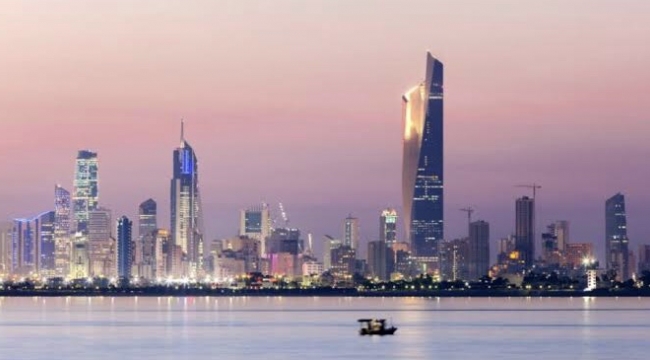 Kuveyt hükümeti, memur maaşlarını ödemekte zorlandığını açıkladı