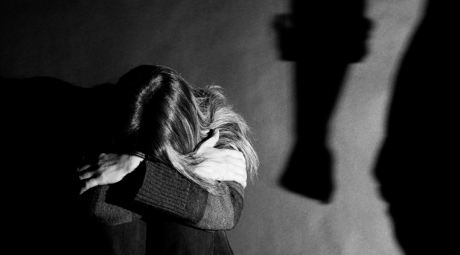 Adalet Bakanlığından kadına şiddete yönelik resmi açıklama