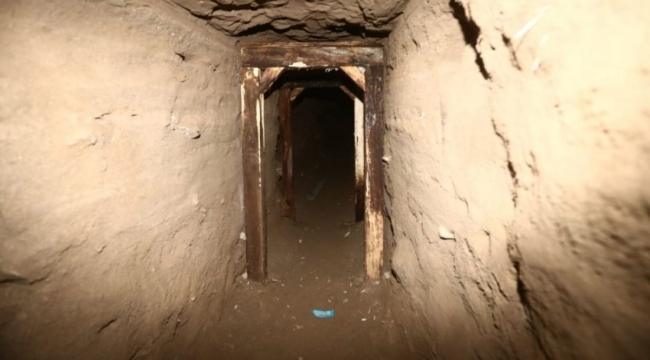 Kiraladıkları evden cezaevine 200 metre tünel kazdılar