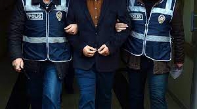 FETÖ/PDY'nin hakim savcı çalışma evinde kalan 8'i avukat 14 gözaltı