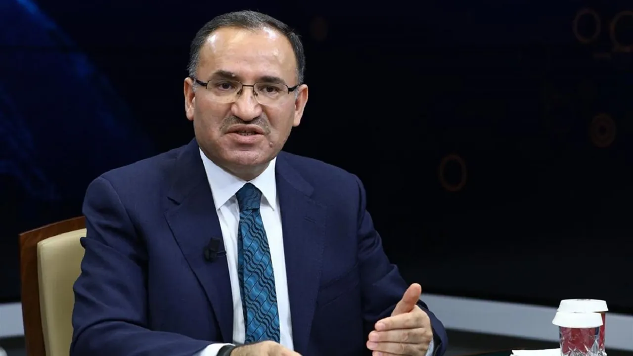 Bekir Bozdağ'dan süresiz nafaka açıklaması