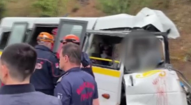 Balıkesir'de trafik kazasında 6 kişi hayatını kaybetti