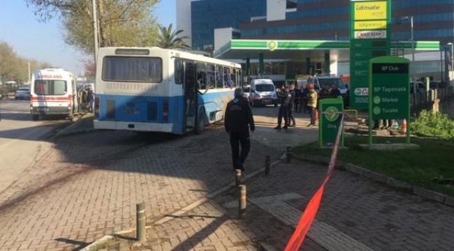 Bekir Bozdağ, şehit infaz koruma memuru Yiğit'in ailesini ziyaret etti