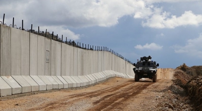 Sınırdan kaçak yollarla geçmeye çalışan zabıt katibi yakalandı