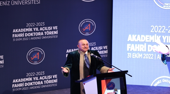 Bakan Çavuşoğlu, Akdeniz Üniversitesi Akademik Yıl Açılış Töreni'nde konuştu