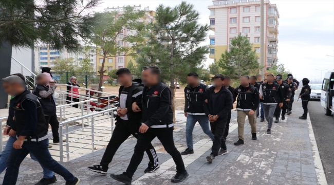 Diyarbakır'da uyuşturucu operasyonunda 5 zanlı tutuklandı