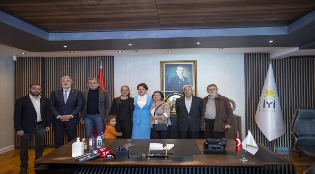 İYİ Parti Genel Başkanı Akşener, "Gezi davası"nda yargılananların aileleriyle görüştü