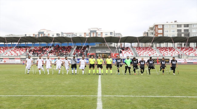 Ampute Futbol Türkiye Kupası'nda finalistler belli oldu