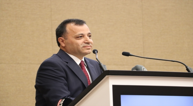 Anayasa Mahkemesi Başkanı Zühtü Arslan Yozgat'ta panelde konuştu