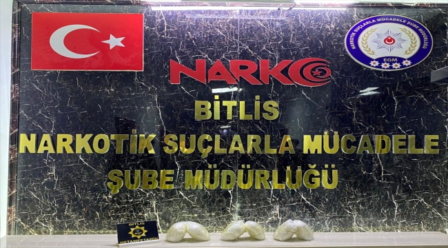 Bitlis'te 3 kilogram sentetik uyuşturucu ele geçirildi