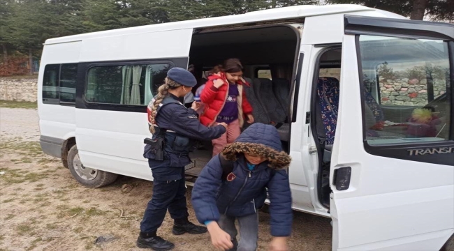 İçişleri Bakanlığından okul çevreleri ve servis araçlarına yönelik denetim