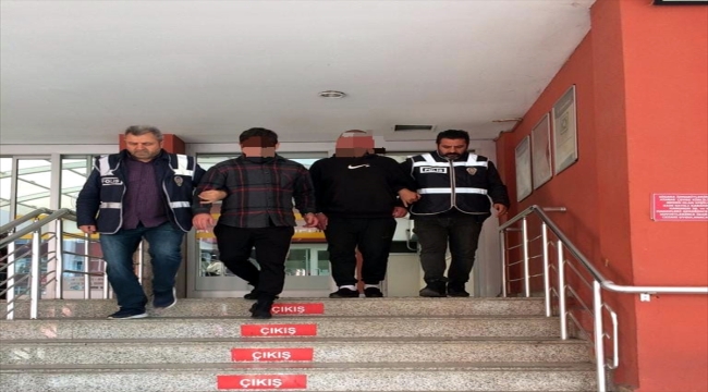 Kocaeli'de evden ziynet eşyası çaldıkları iddiasıyla 2 kişi tutuklandı