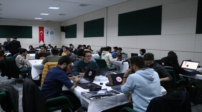 Niğde'de "TC Kimlik Kartı ve Yüz Tanıma ile Mobilde Ödeme Hackathonu" başladı