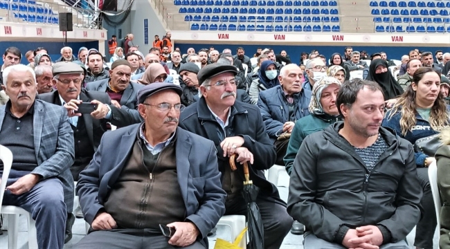 Van'da "İlk Evim, İlk İş Yerim" projesinde yapılacak konutların kuraları çekilmeye başlandı