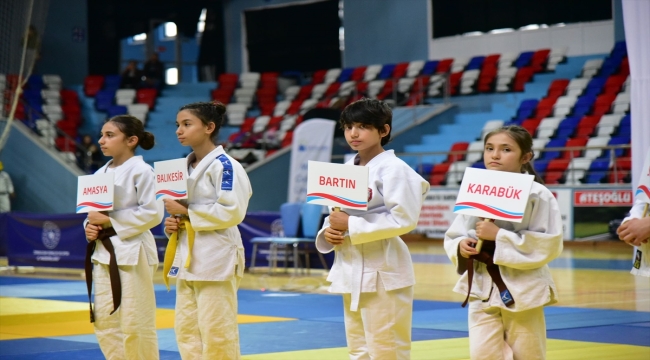6. Uluslararası Madenci Kupası Judo Turnuvası Zonguldak'ta başladı