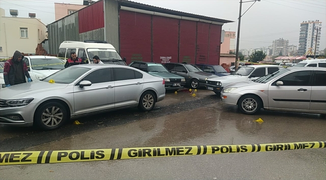 Adana'da çıkan kavgada iki kardeş tüfekle vurularak öldürüldü