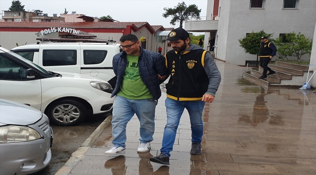 Adana'da iş yerindeki kasalardan para çaldıkları iddiasıyla 2 zanlı tutuklandı