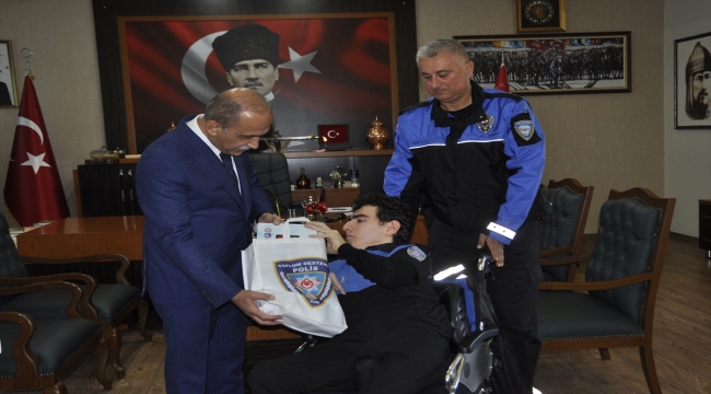 Adana'da özel gereksinimli polis çocukları Emniyet Müdürü İnci'yi ziyaret etti
