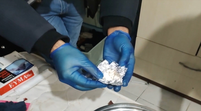 Adana'da uyuşturucu operasyonunda 7 zanlı yakalandı