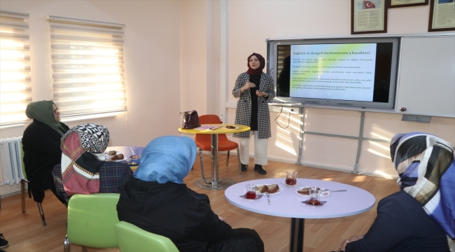 Çankırı'da "Aile Okulu Projesi" ile veliler okullu oldu