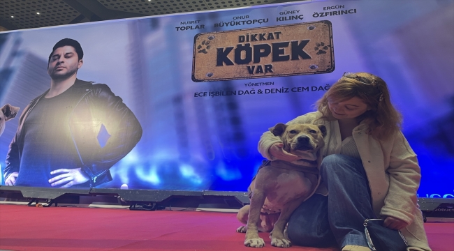 Dikkat Köpek Var filminin galası yapıldı