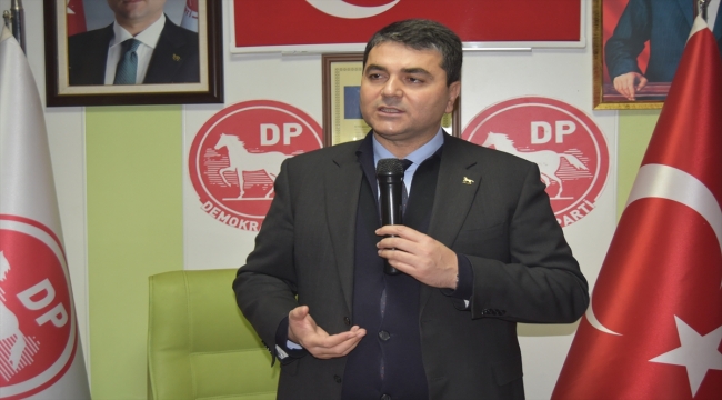 DP Genel Başkanı Uysal, Kars'ta partisinin il binası açılışında konuştu