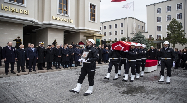 Eski İçişleri Bakanı Cahit Bayar son yolculuğuna uğurlandı