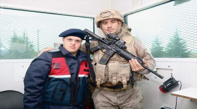 Eskişehir'de engelli gencin bir günlük askerlik sevinci