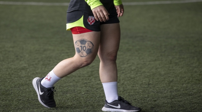 FOMGET Kadın Futbol Takımı, Galatasaray'ı yenip devre arasına lider girmeyi hedefliyor