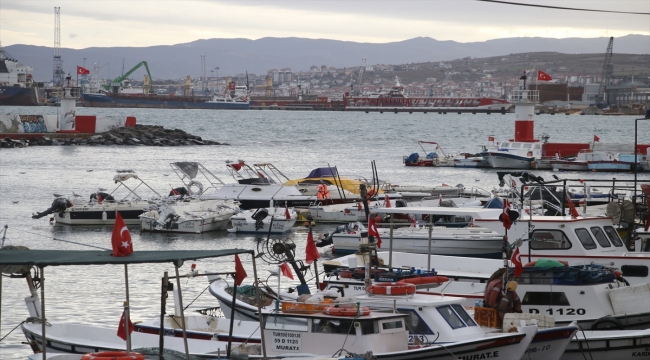 Marmara Denizi'nde lodos etkisini sürdürüyor