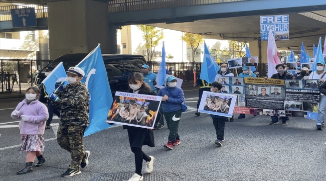 Tokyo'da "Urumçi'deki insan kaynaklı felaketleri protesto" gösterisi düzenlendi
