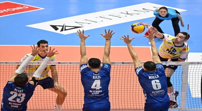 Voleybol: AXA Sigorta Efeler Ligi