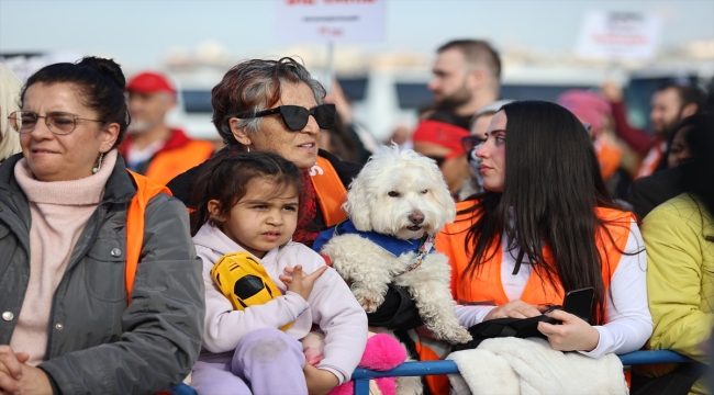 Yenikapı'da "Büyük Hayvan Hakları Mitingi" düzenlendi