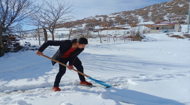 Bingöl ve Şırnak'ta 52 yerleşim birimine ulaşım sağlanamıyor