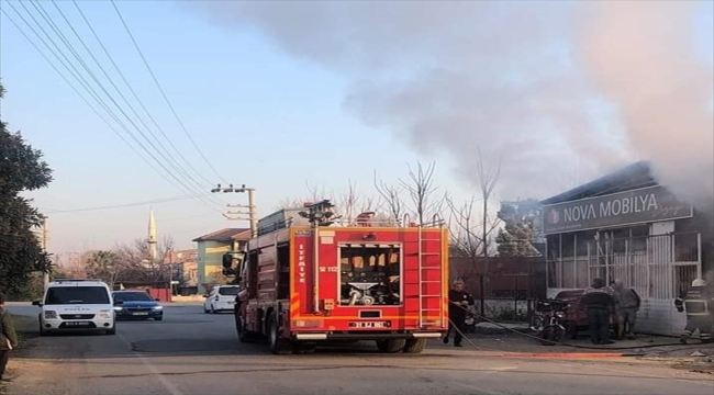 Hatay'da mobilya atölyesinde çıkan yangın söndürüldü