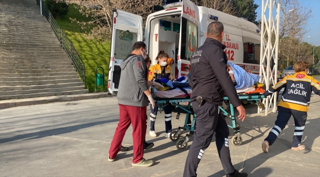 İzmir'de akraba kavgasında 4 kişi bıçakla yaralandı