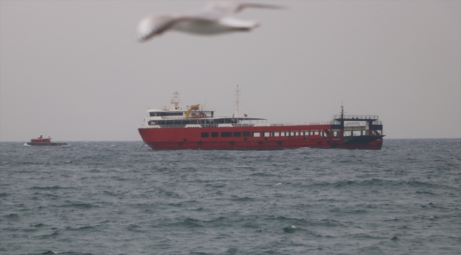 Tekirdağ'da poyraz deniz ulaşımını olumsuz etkiliyor 