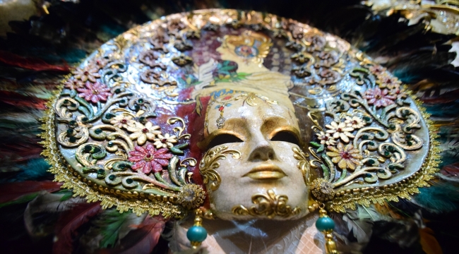 Venedik Karnavalı'nın maskeleri Arnavutluk'ta üretiliyor