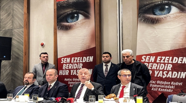 Zafer Partisi Genel Başkanı Ümit Özdağ, gazetecilerle bir araya geldi