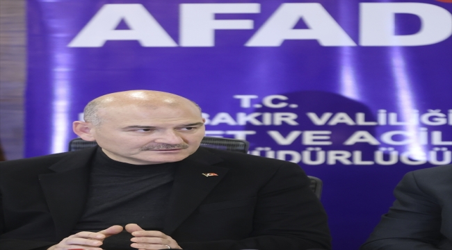 Adalet Bakanı Bozdağ, Diyarbakır'da AFAD Koordinasyon Merkezi'nde açıklama yaptı
