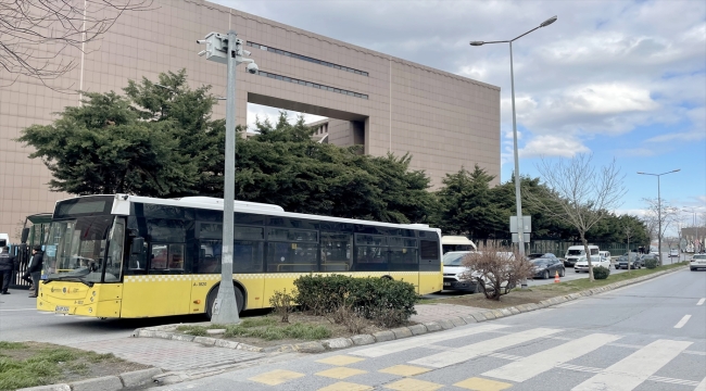 Bakırköy'de arızalanan İETT otobüsü trafiği aksattı