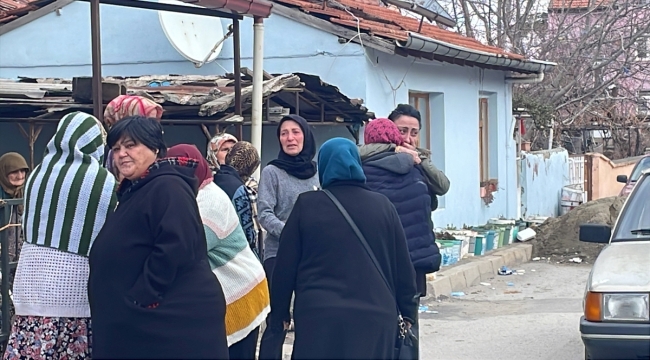 Isparta'da karbonmonoksitten zehirlenerek hayatını kaybeden Şerife İlhan'ın cenazesi Gelendost'a gönderildi