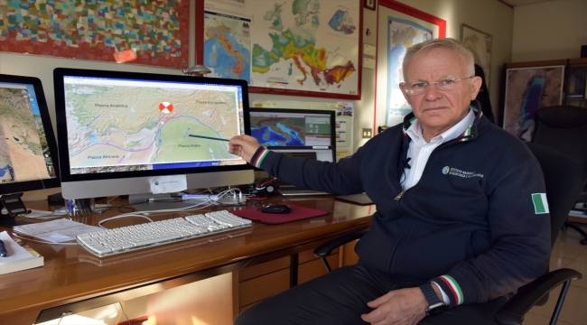 İtalyan deprem uzmanı, Anadolu levhasındaki 3 metrelik kaymanın veriler netleştikçe artabileceğini söyledi