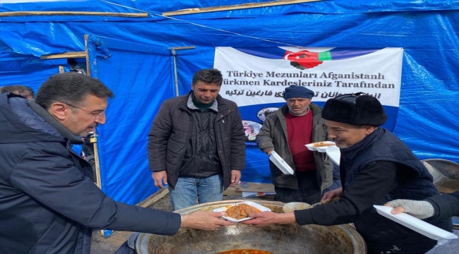Malatya'daki depremzedelere Afganistan Türkmenlerinden yardım