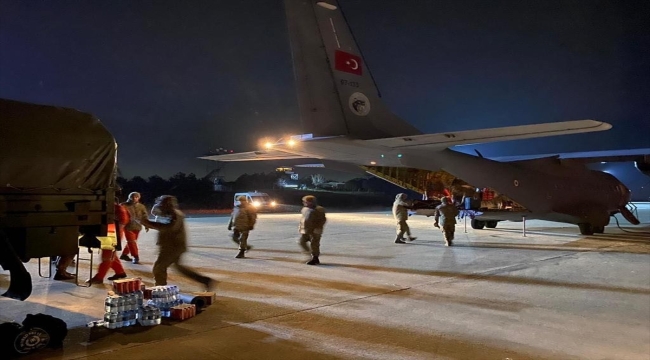 MSB, 2'nci Kolordu İstihkam Alay Komutanlığı personelinin deprem bölgesine hareket ettiğini bildirdi