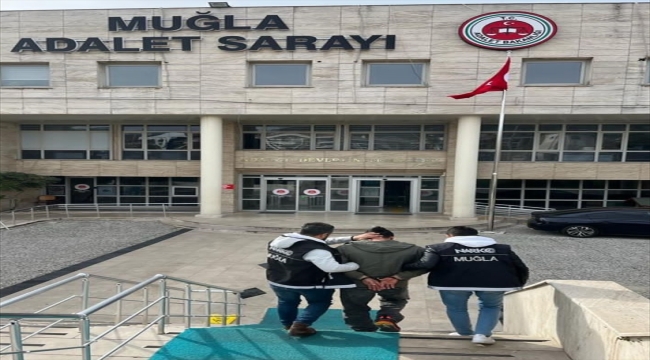 Muğla'da yolcu otobüsünde uyuşturucuyla yakalanan zanlı tutuklandı