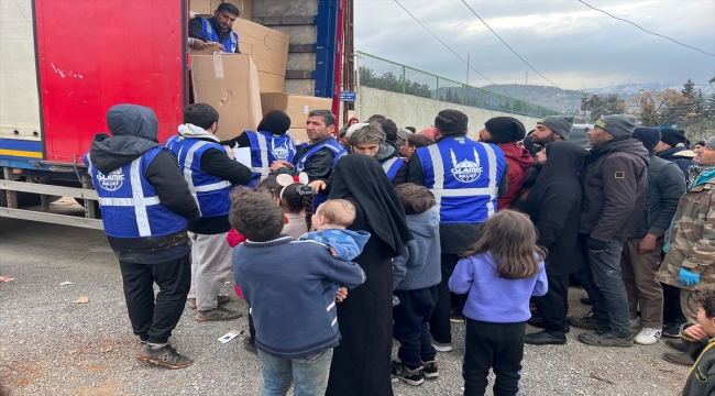 STK'ler depremzedelere yardımlarını sürdürüyor