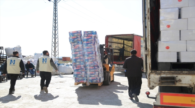 STK'lerin deprem bölgesindeki yardım seferberliği devam ediyor